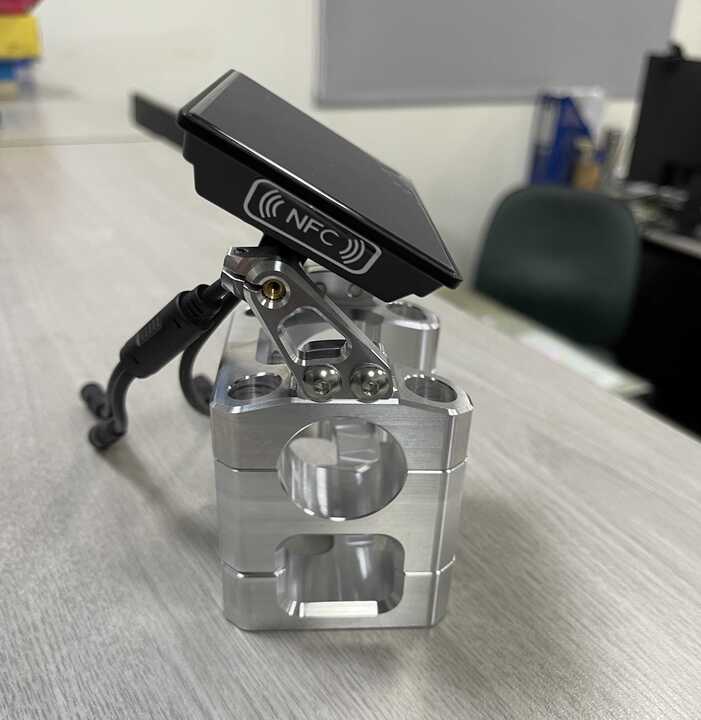 Black anodized Altis Sigma bar mount shown from the front