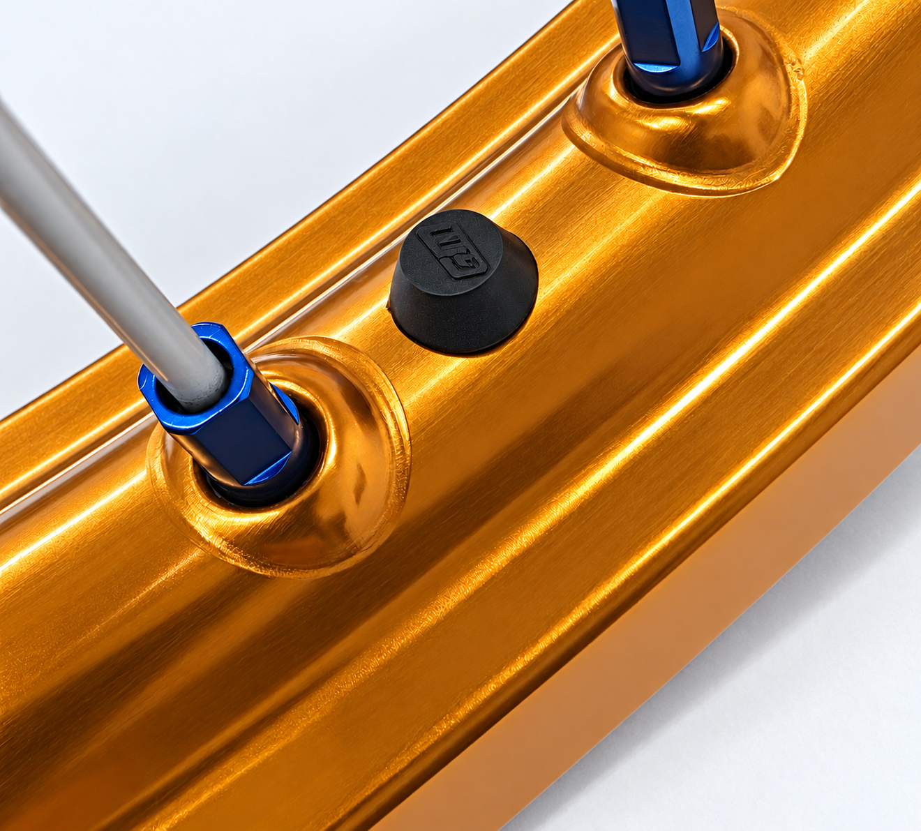 Warp 9 Rim Hole Plug