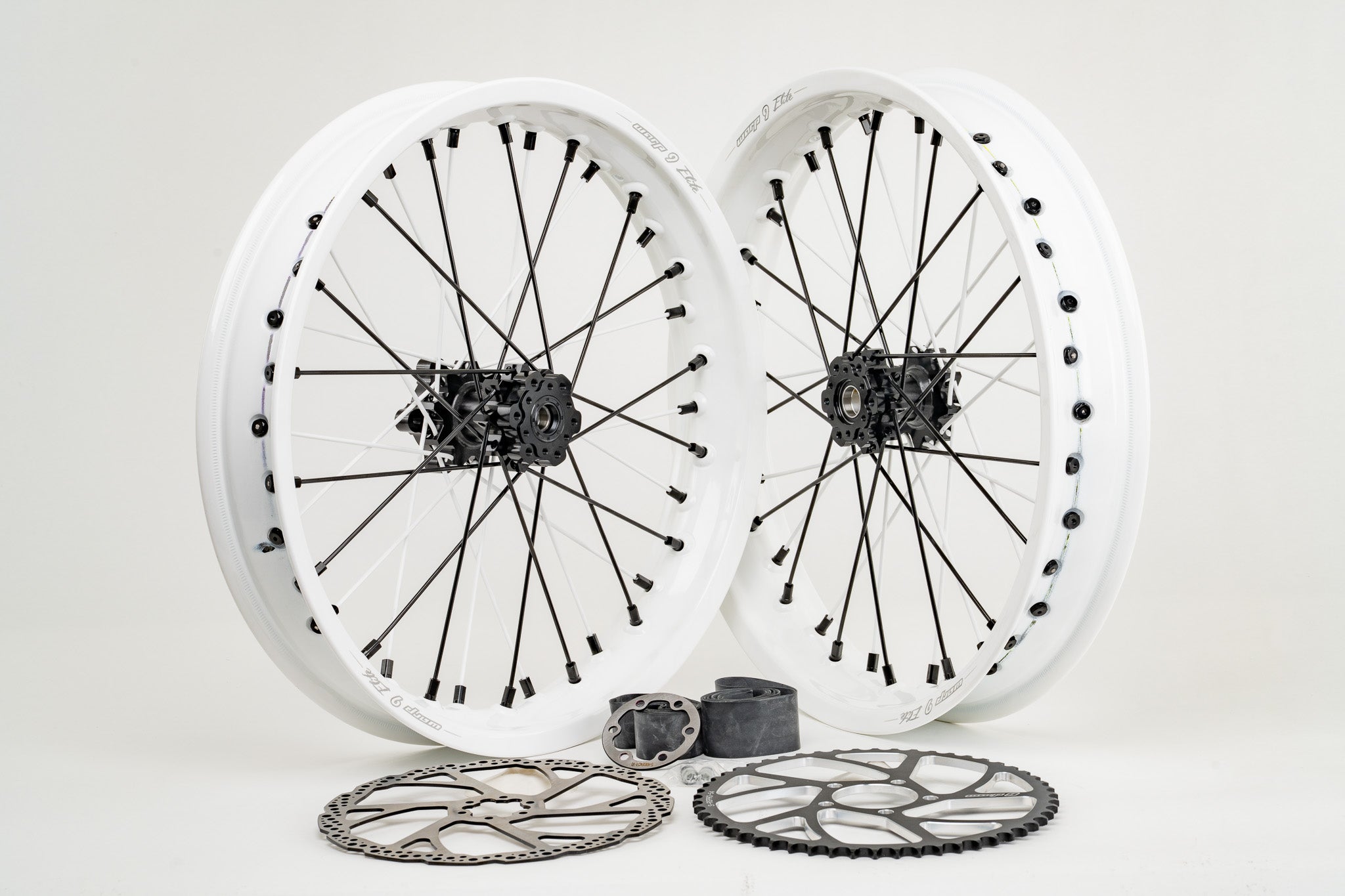 Warp 9 17×2.50 Supermoto Wheel Set – Surron Light Bee / E-Ride Pro / Ventus / 79Bike Falcon