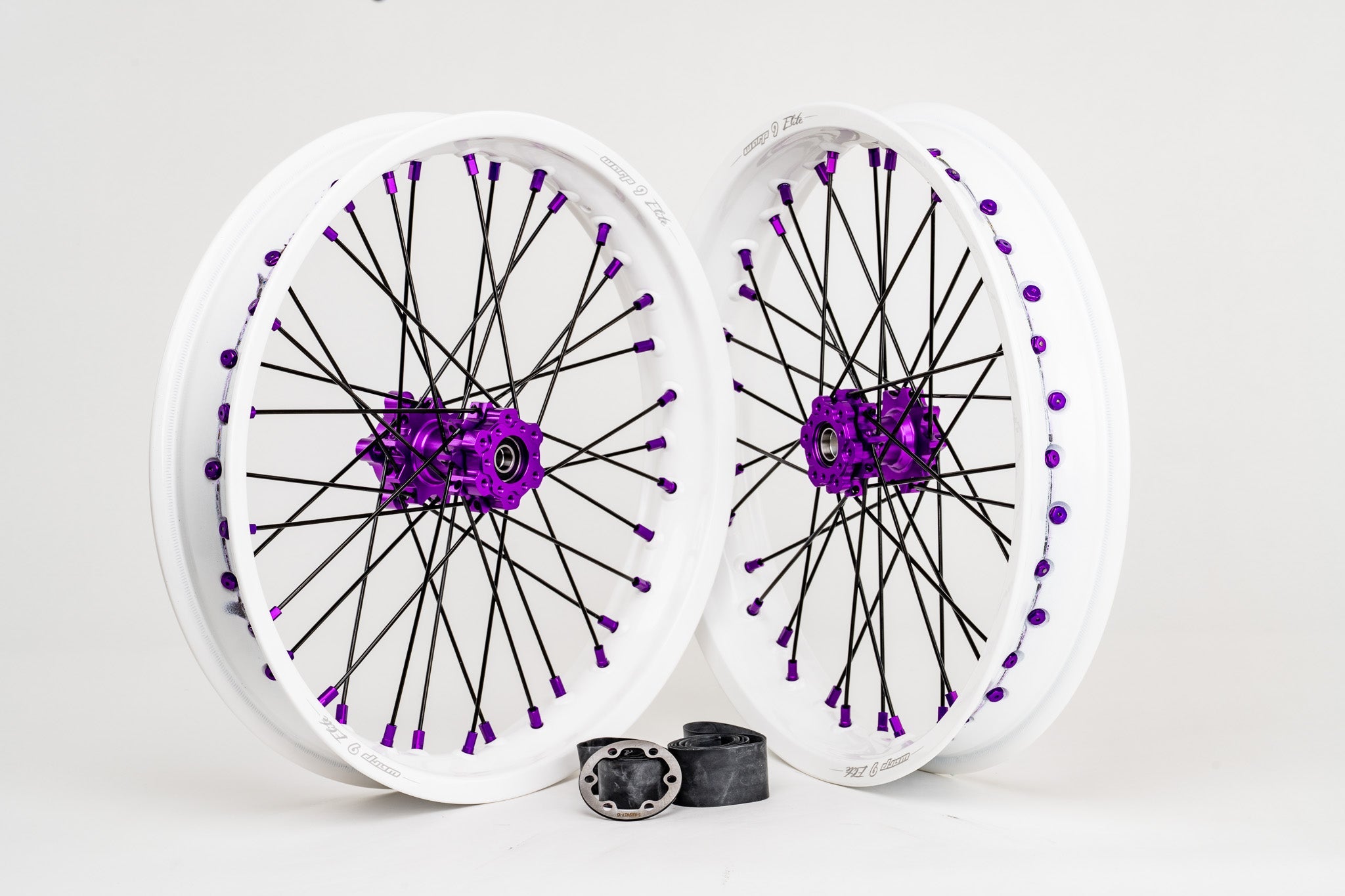 Warp 9 17×2.50 Supermoto Wheel Set – Surron Light Bee / E-Ride Pro / Ventus / 79Bike Falcon