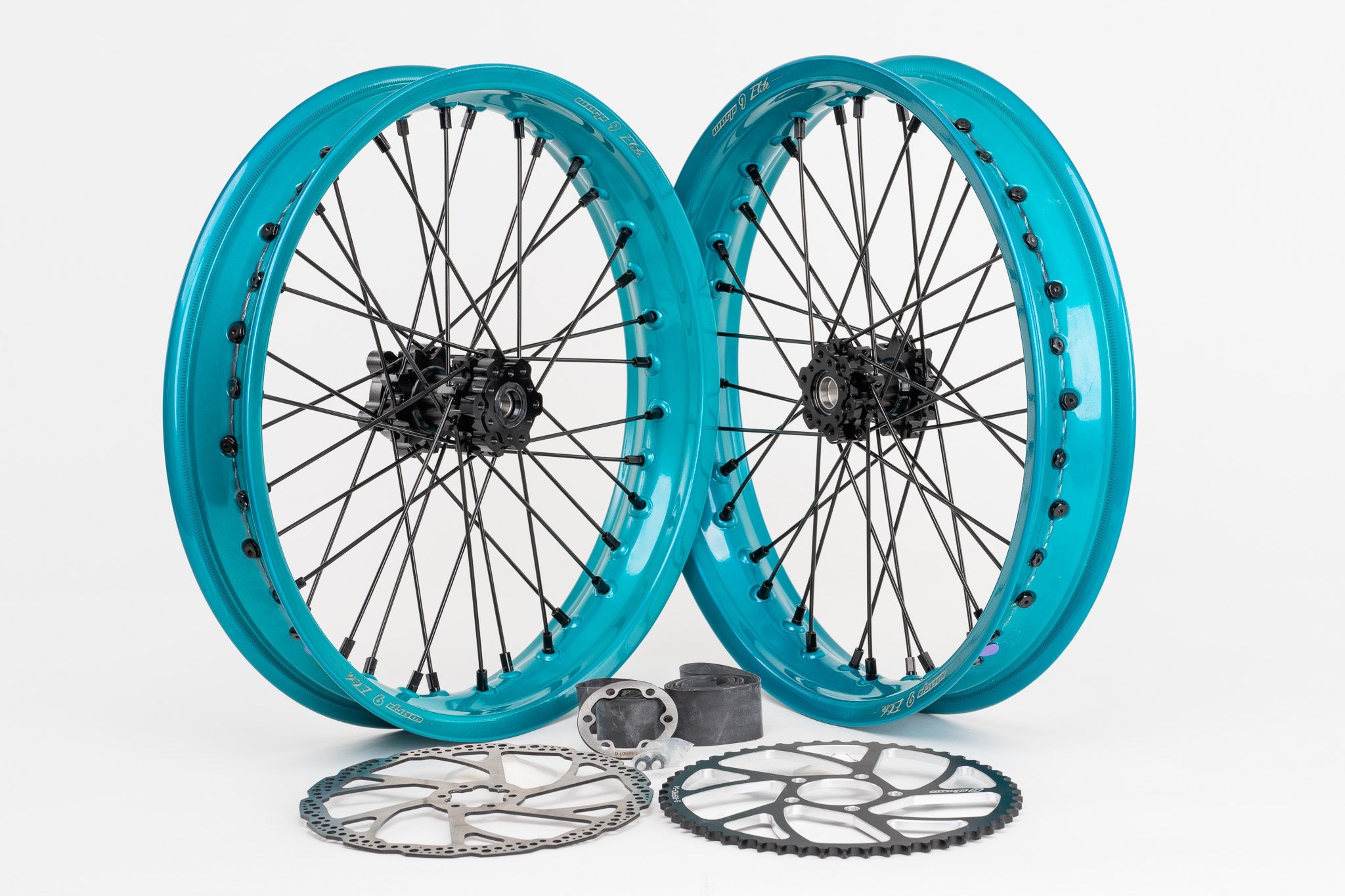 Warp 9 17×2.50 Supermoto Wheel Set – Surron Light Bee / E-Ride Pro / Ventus / 79Bike Falcon