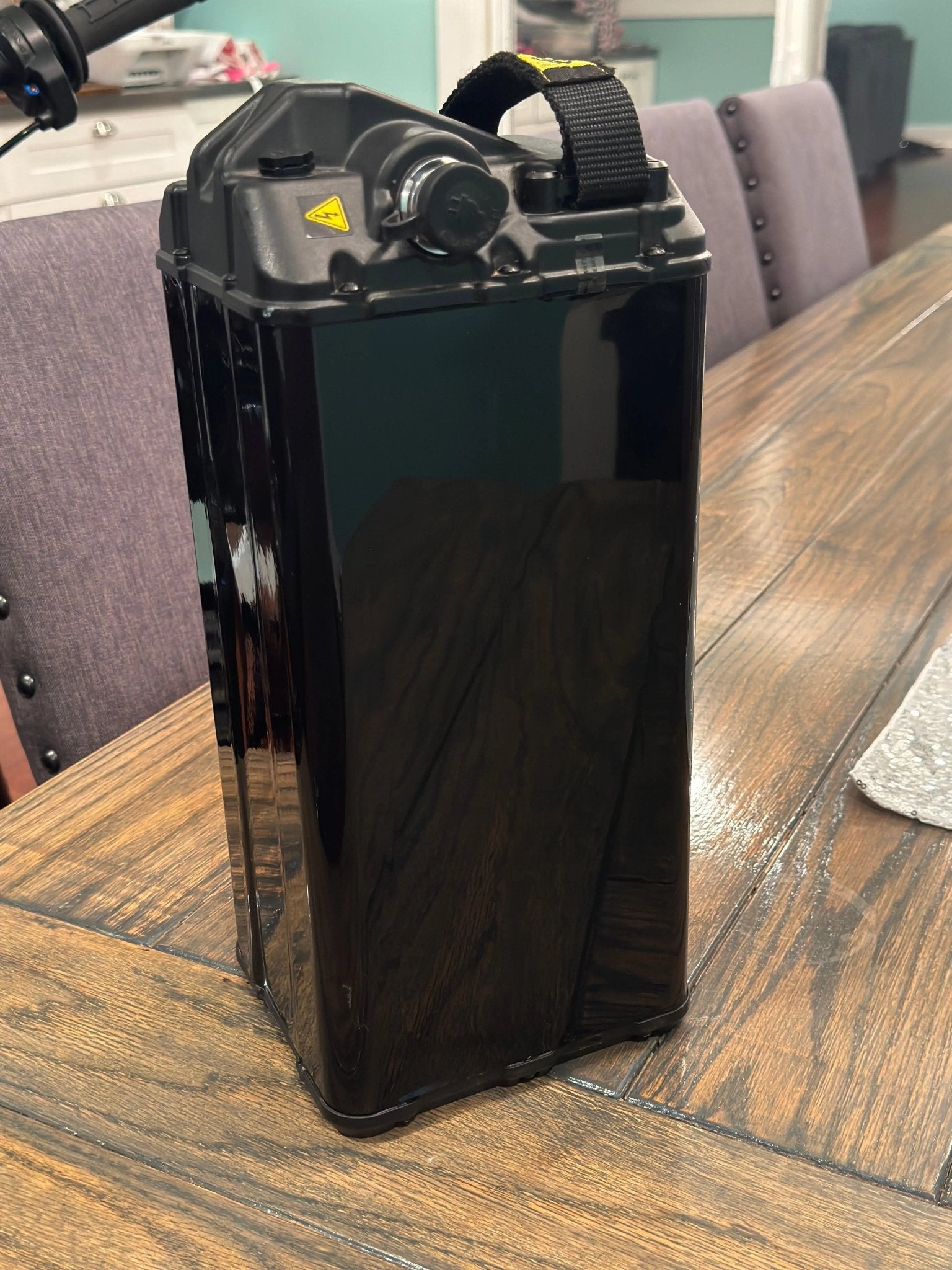 E-Ride Pro battery wrapped with see-through invisible vinyl