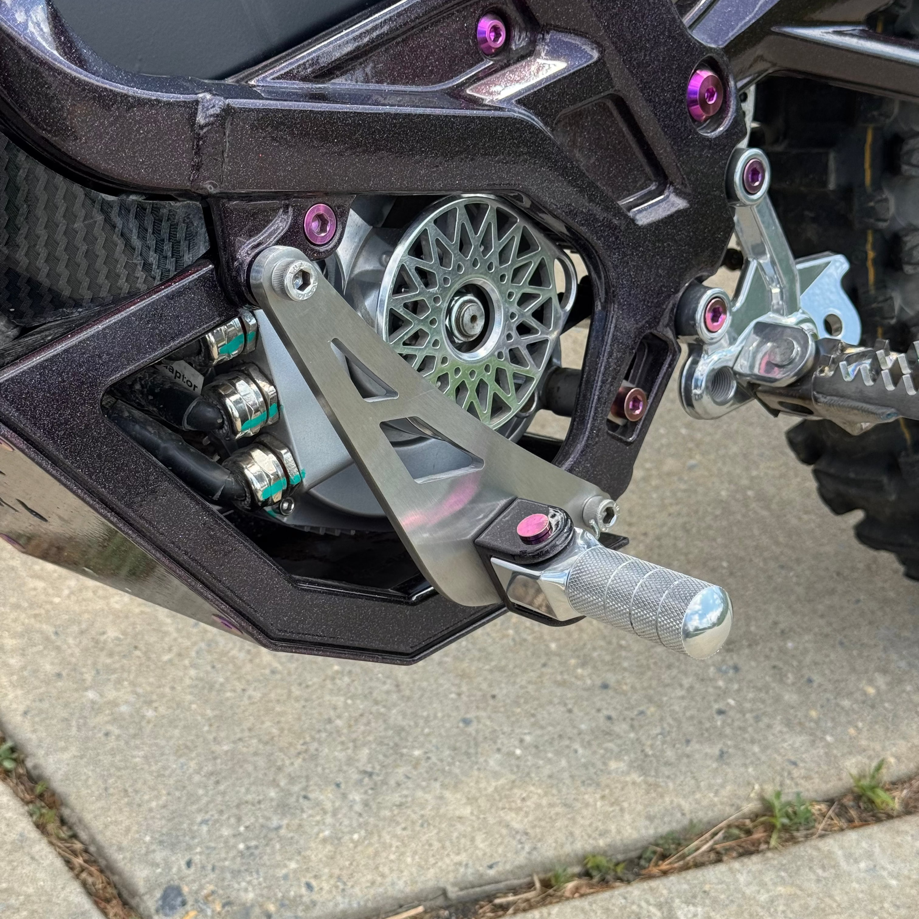 PRE-ORDER LBX Folding Foot Lock