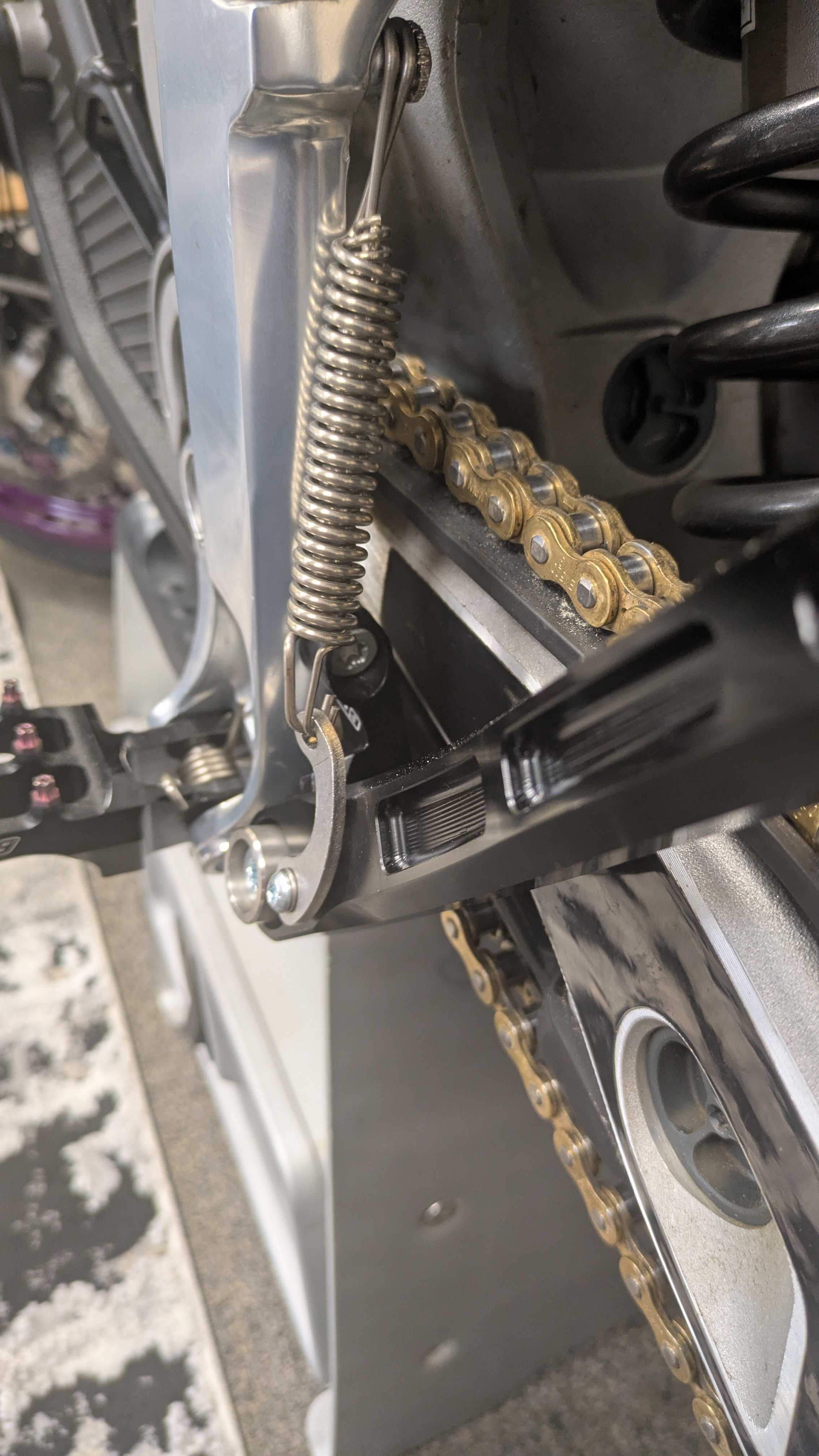 Warp 9 Adjustable Kickstand and Bracket – Stark VARG