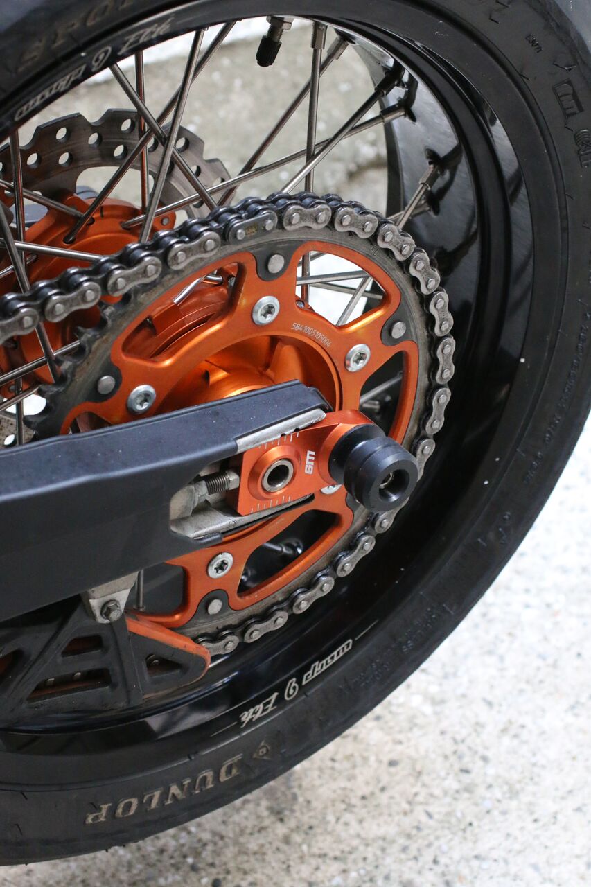 Warp 9 Rear Axle Slider Orange