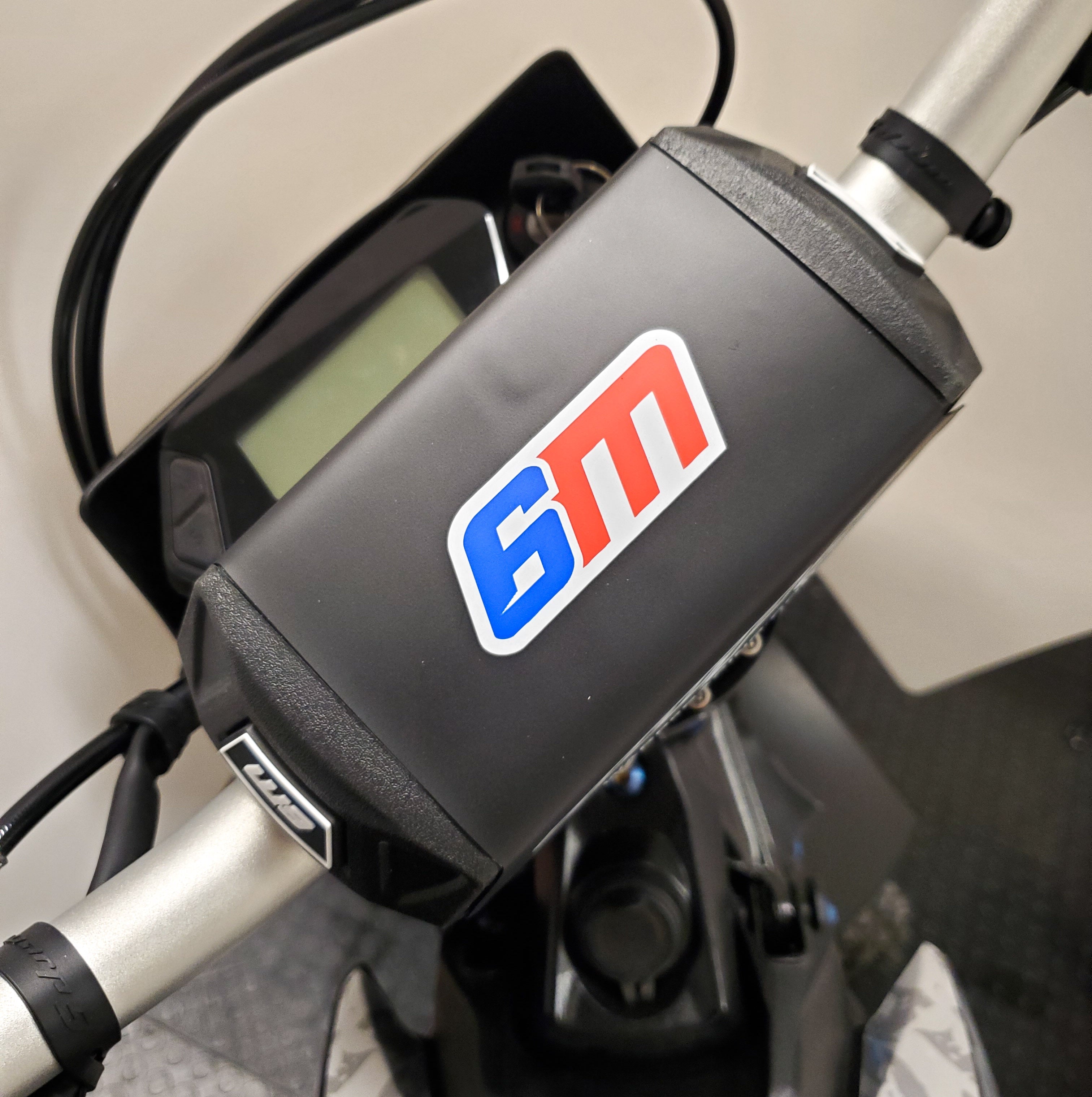 Warp 9 bar pad fitted on a Sur-Ron Ultra Bee handlebar