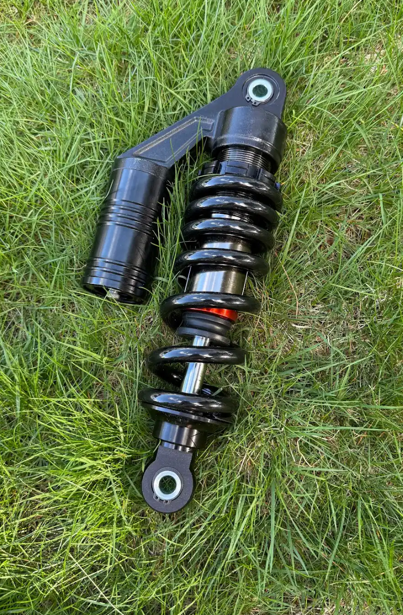 650lb spring on the upgraded Tuttio/Yozma rear shock
