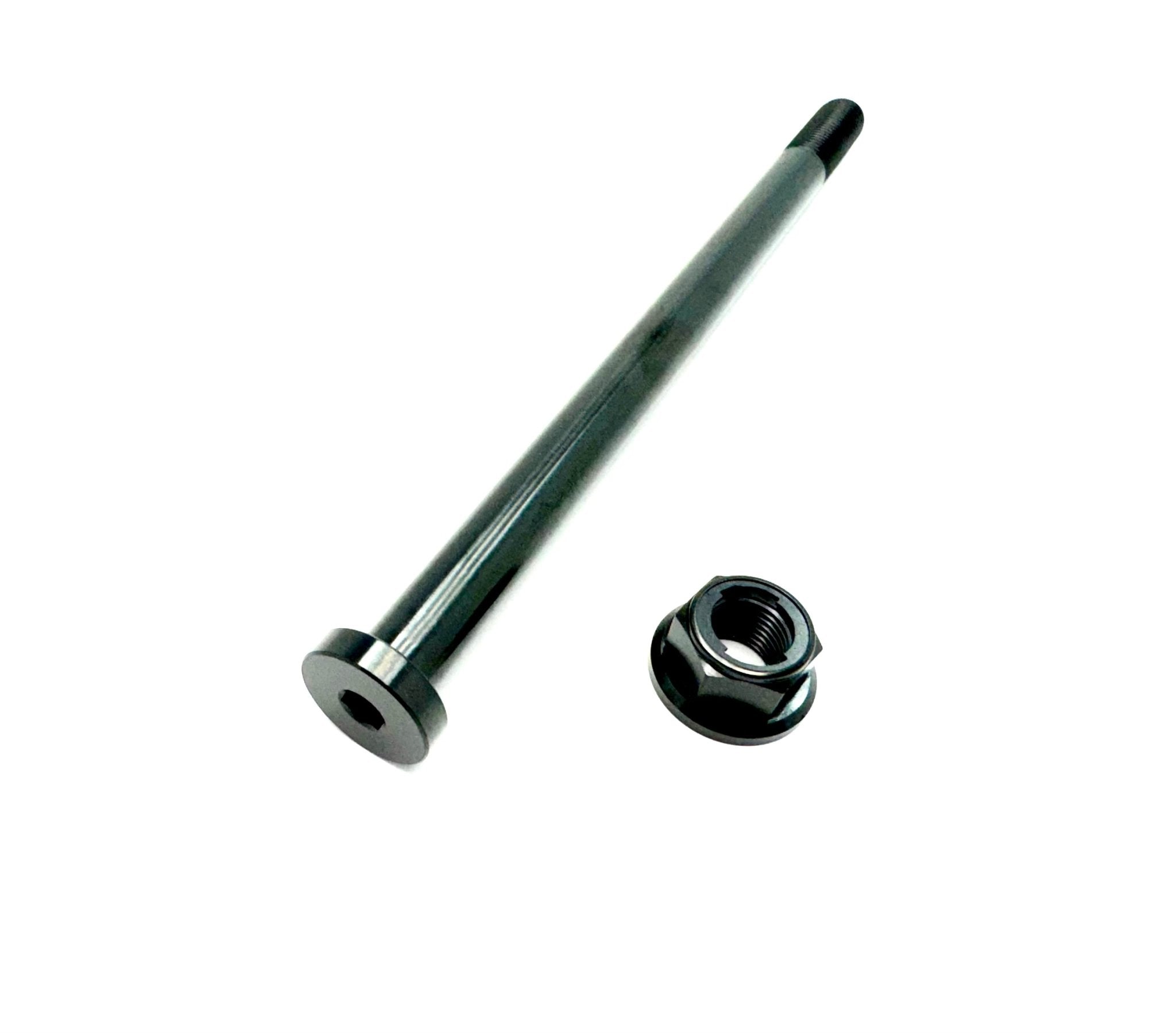 Titanium rear axle for E-Ride Pro — thread detail